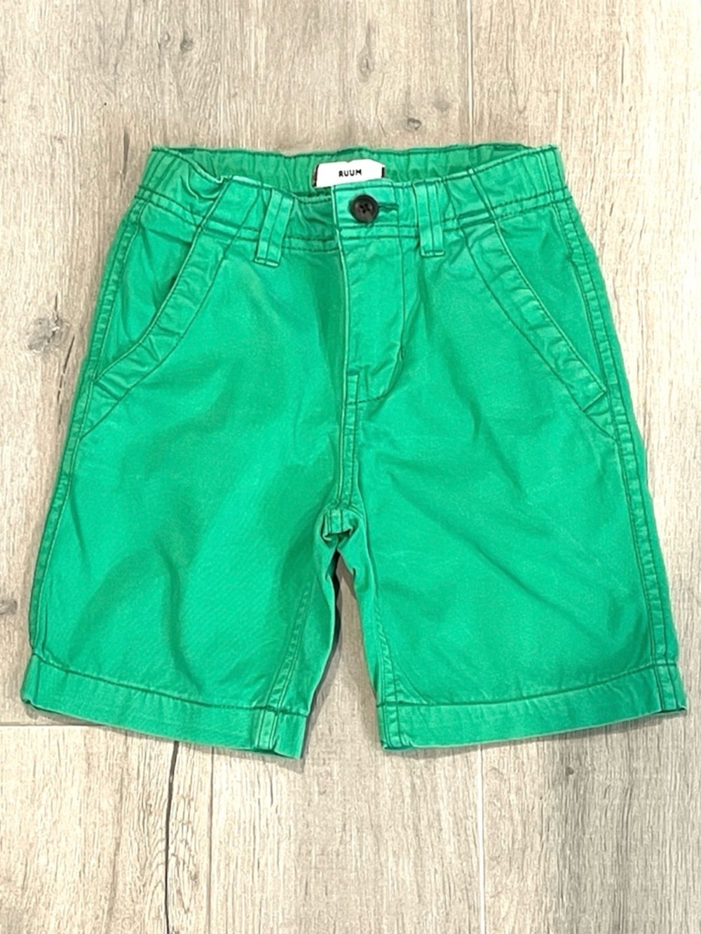 Ruum Vibrant Green Boys Kids Shorts Size 5Y 100% Cotton